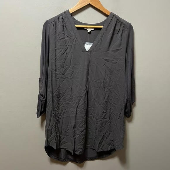 Tops - V-Neck Roll-Tab Tunic Top - Charcoal